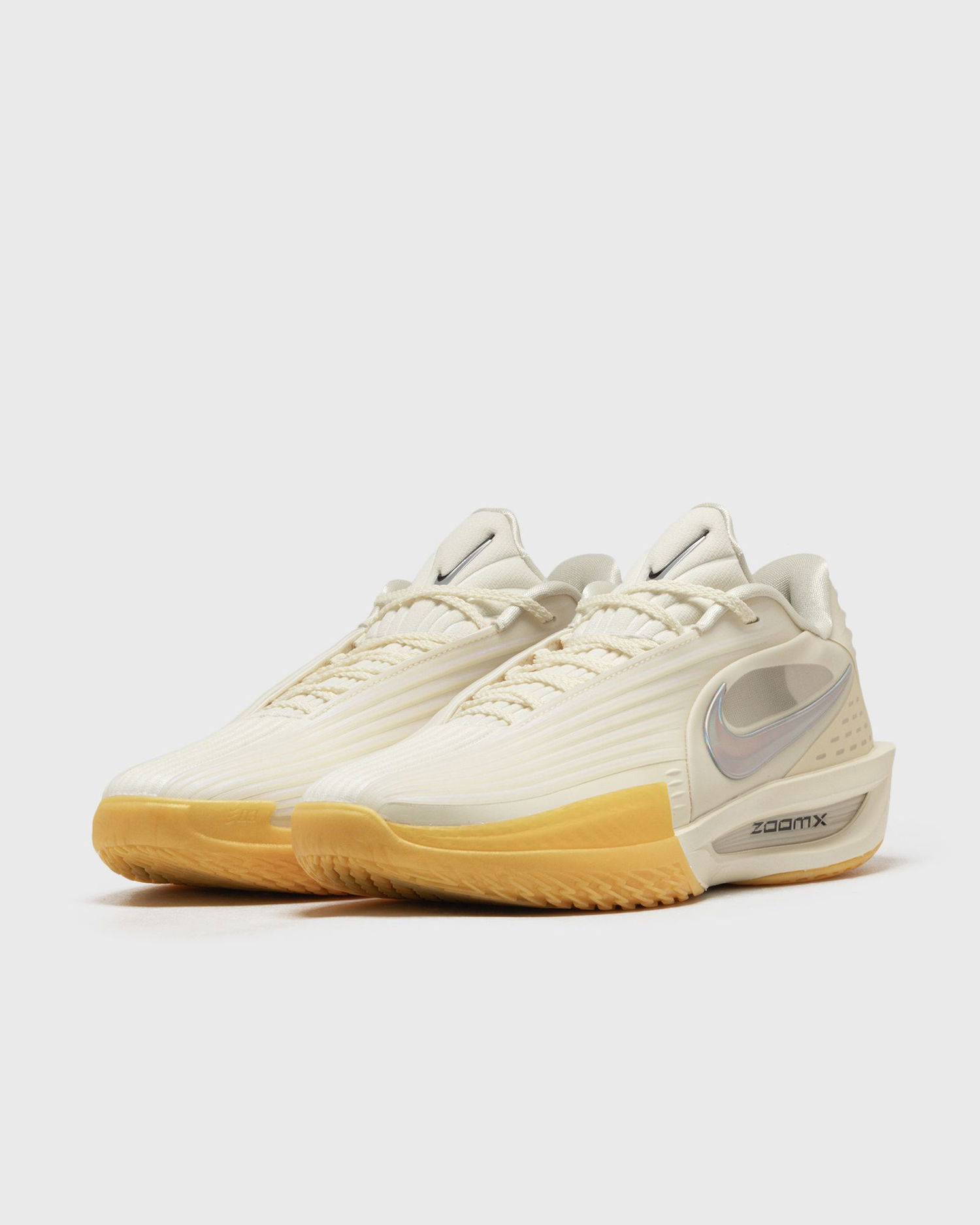 Sneakers og sko Nike G.T. CUT 3 TURBO Beige | II3704-100, 1