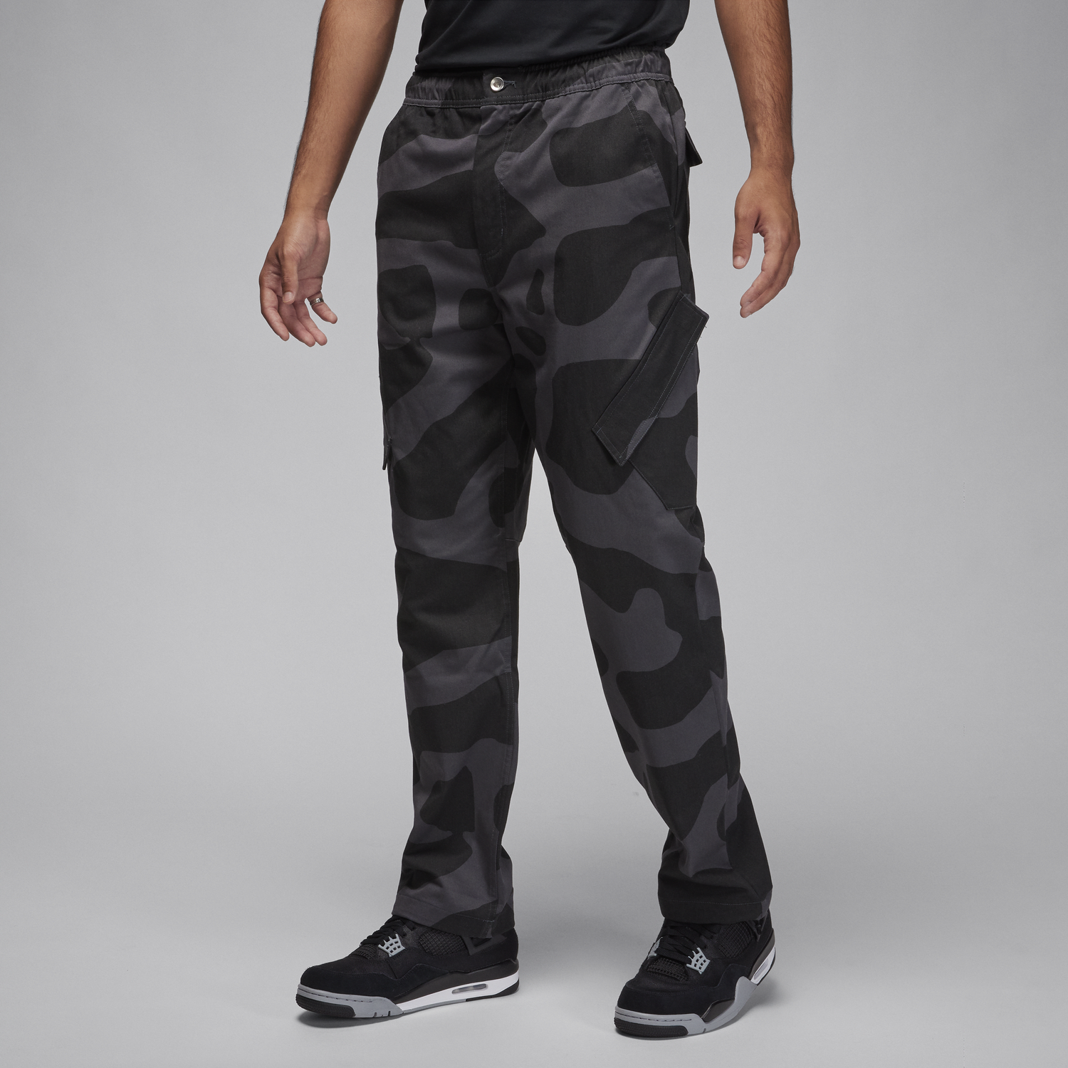 Cargo bukser Nike Essentials Chicago Grå | FD7455-070, 0