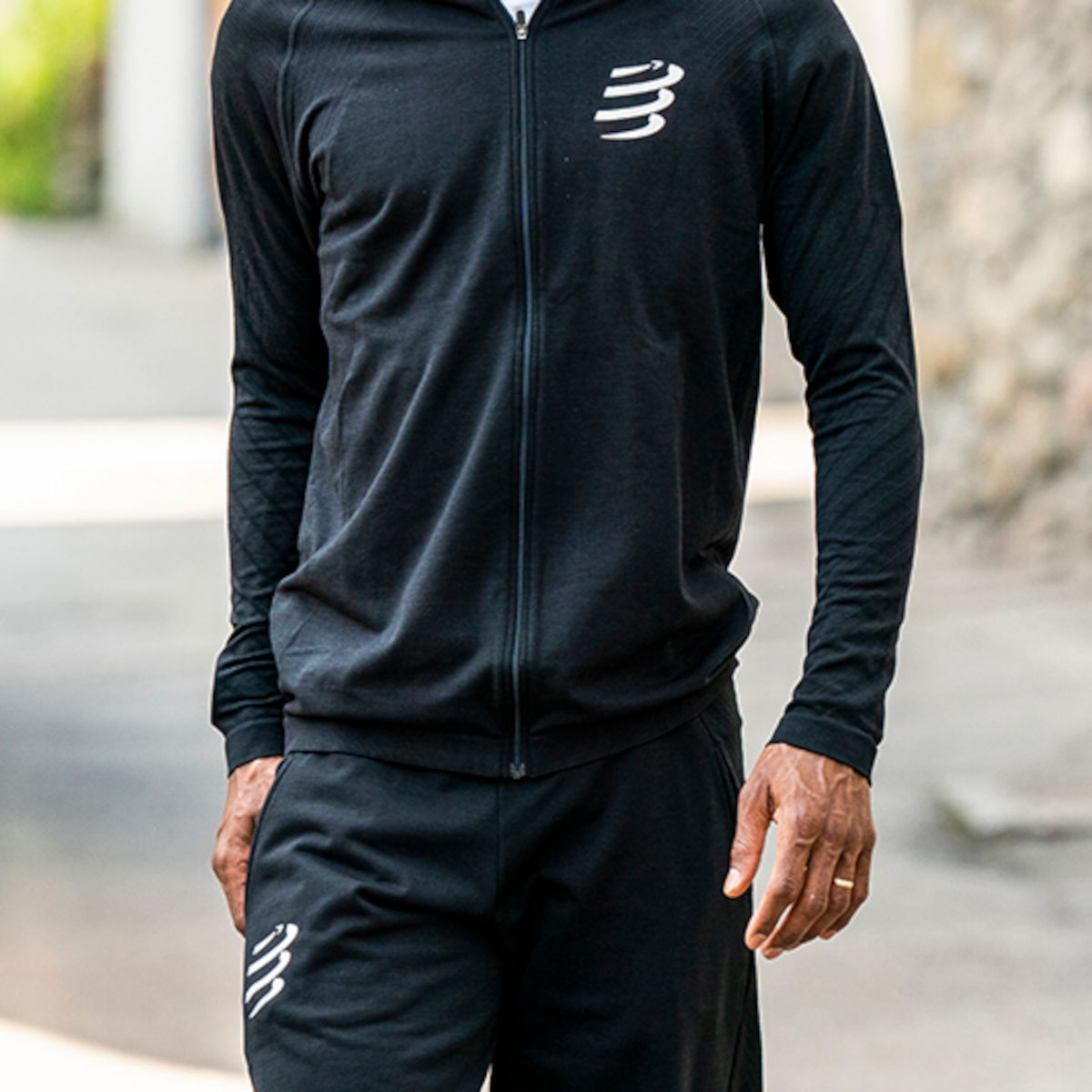 Sweatshirt Compressport Seamless Zip Sweatshirt Sort | aswu2199014, 1