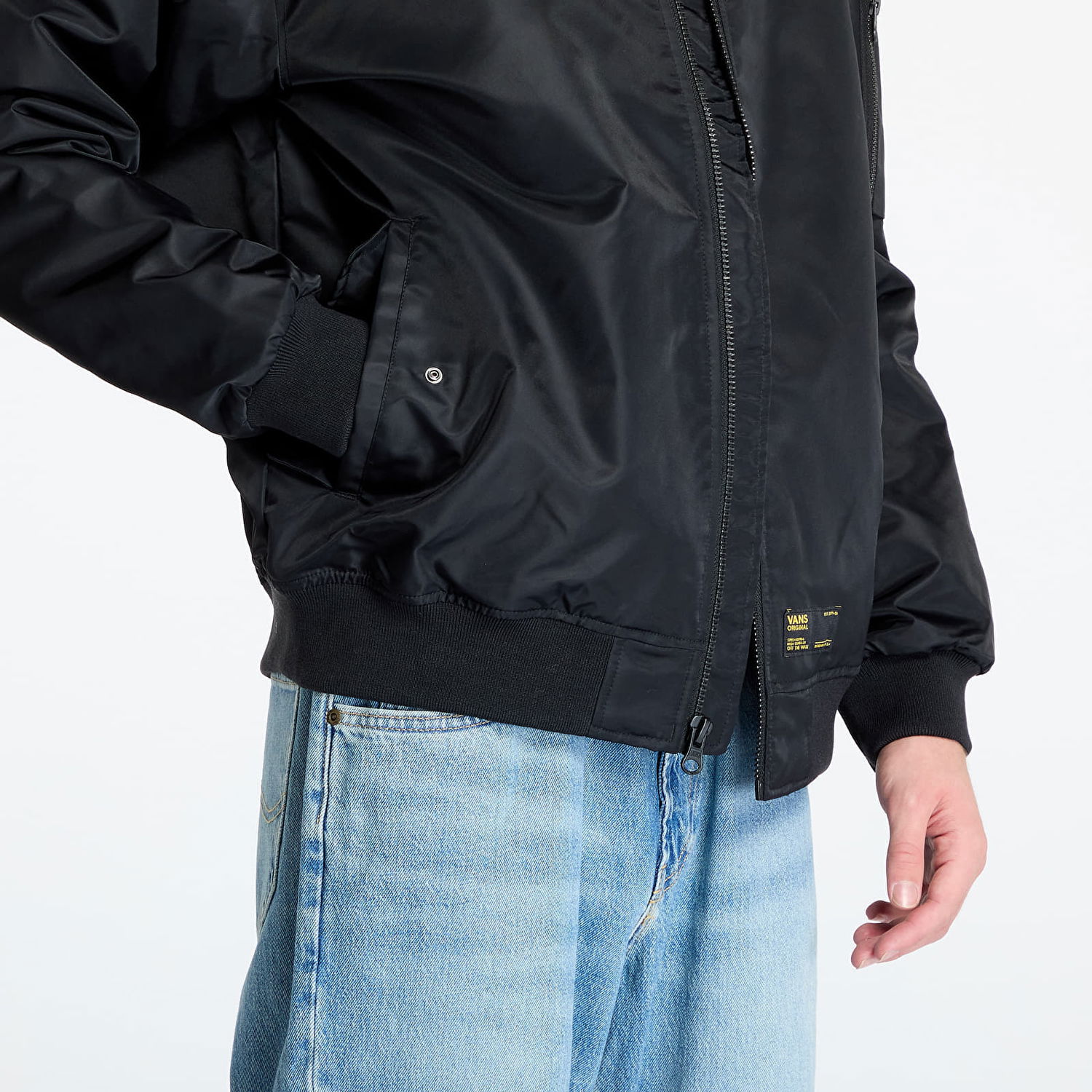 Bomberjakke Vans Copley Bomber Jacket Sort | VN000HMQBLK, 1