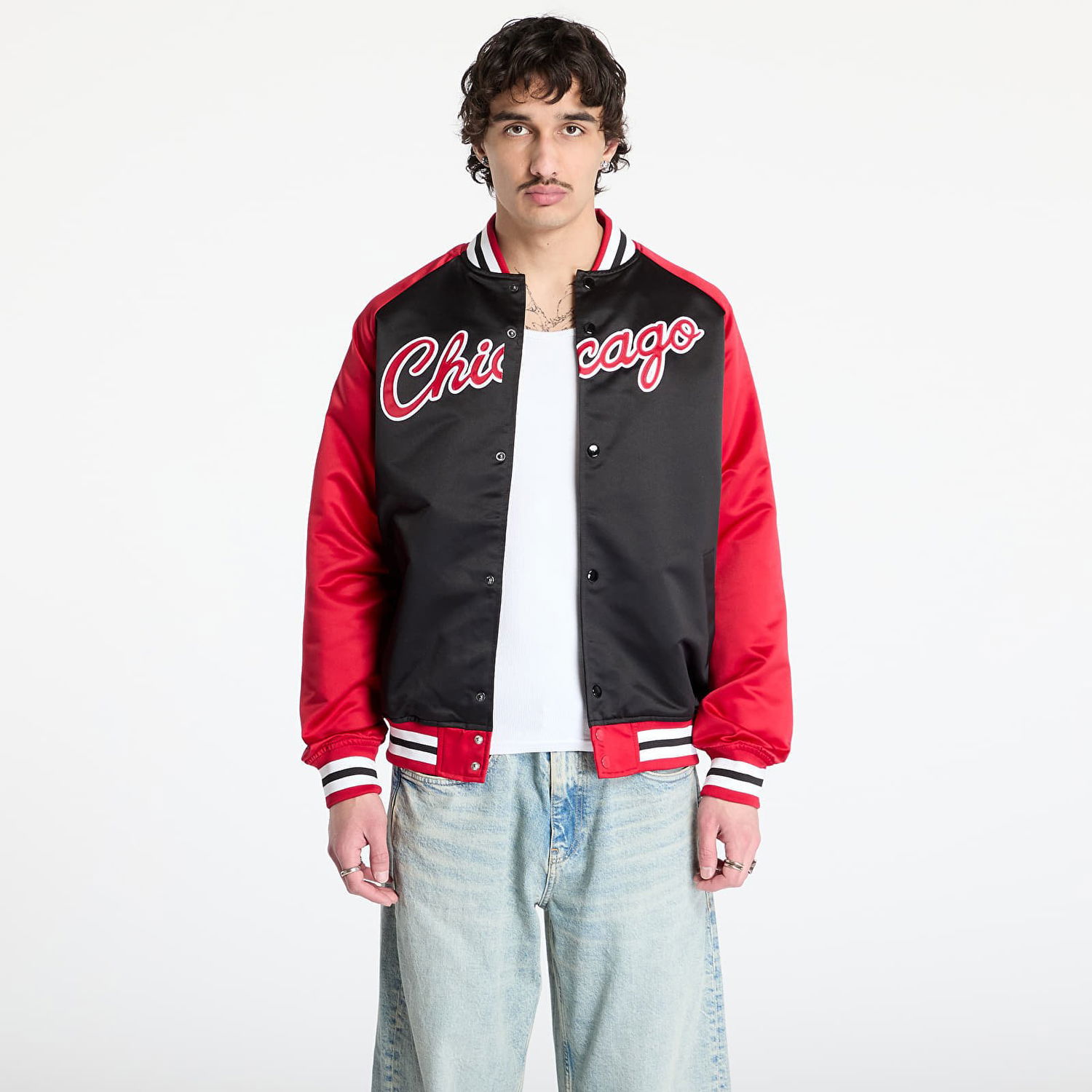Bomberjakke Mitchell & Ness Mitchell & Ness NBA Bulls Double Clutch Satin Vintage Logo Jacket Rød | JK9196-CBUBKSC, 0