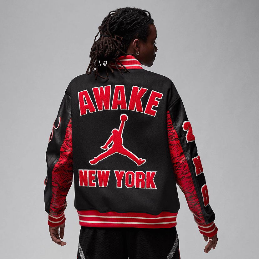 Jakke Jordan AWAKE x VARSITY JACKET Sort | FQ5439-657