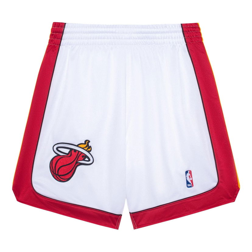 Shorts Mitchell & Ness Mitchell & Ness Miami Heat 2005-06 Basketball Shorts Hvid | ASHR4170-MHE05PPPWHIT