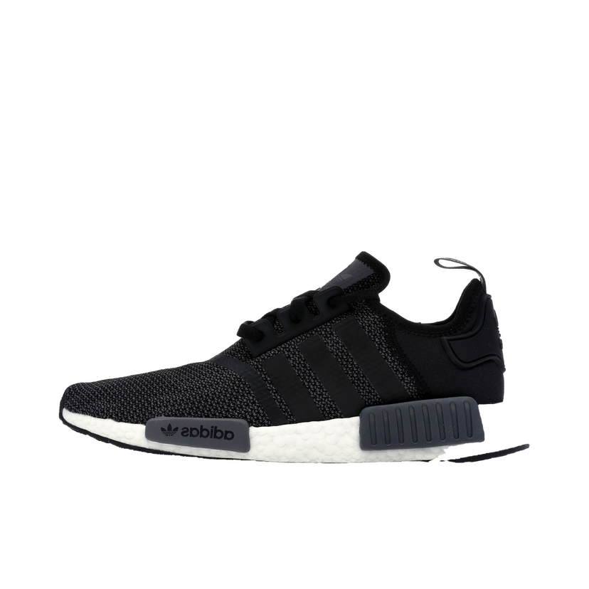 Sneakers og sko adidas Originals NMD R1 Core Black Carbon Sort | B79758