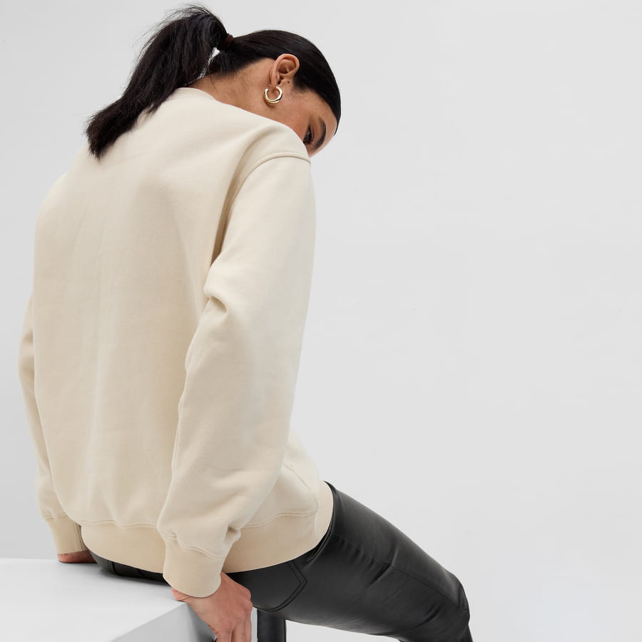 Sweatshirt GAP Fl Logo Boyfriend Crewneck Beige | 566543-02, 1