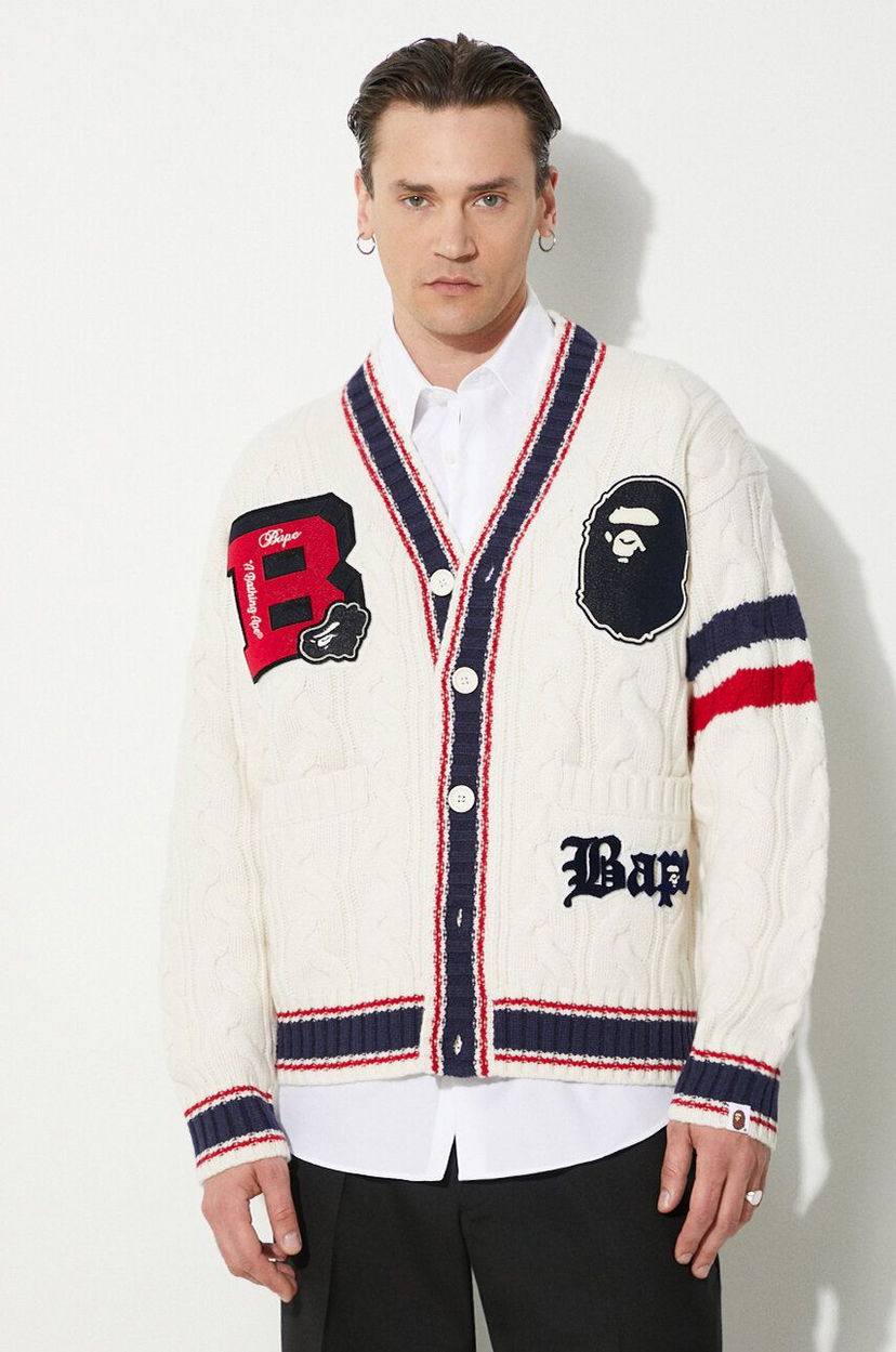 Sweater BAPE A Bathing Ape College Badges Knit Cardigan Hvid | 1J80120051