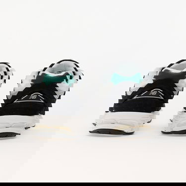 Sneakers og sko New Balance 2002R Sort | M2002RRA, 4