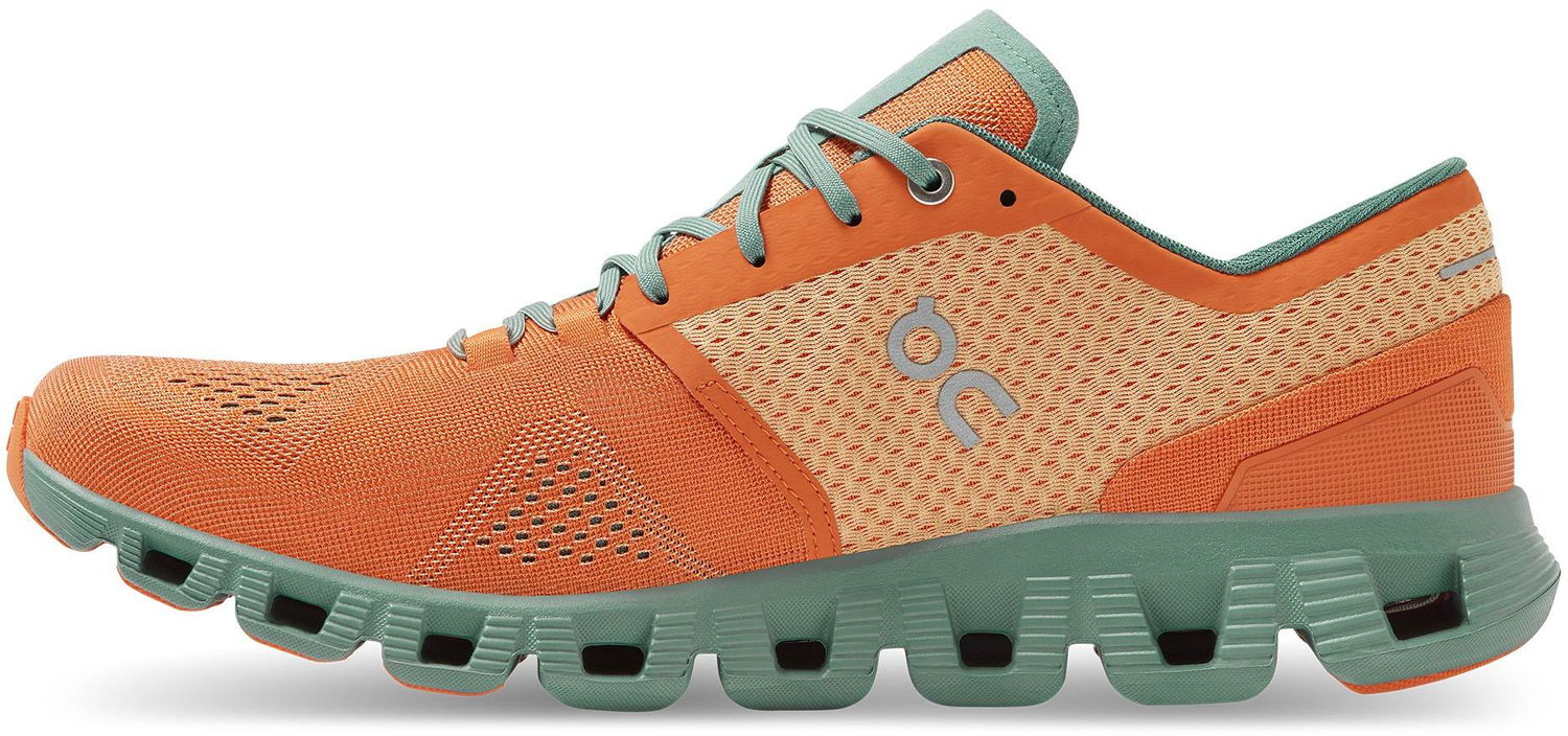 Sneakers og sko On Running Cloud X Orange | 40.99704, 1