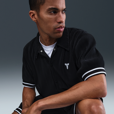 Skjorte Nike Kobe Pleated Short-Sleeve Basketball Top - Size: S Sort | IB0020-010, 3