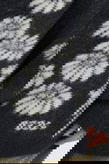 Sweater 032C Melting Daisies Wool Blend Polo Sweater Mørkeblå | F25.URK.0432.000, 3