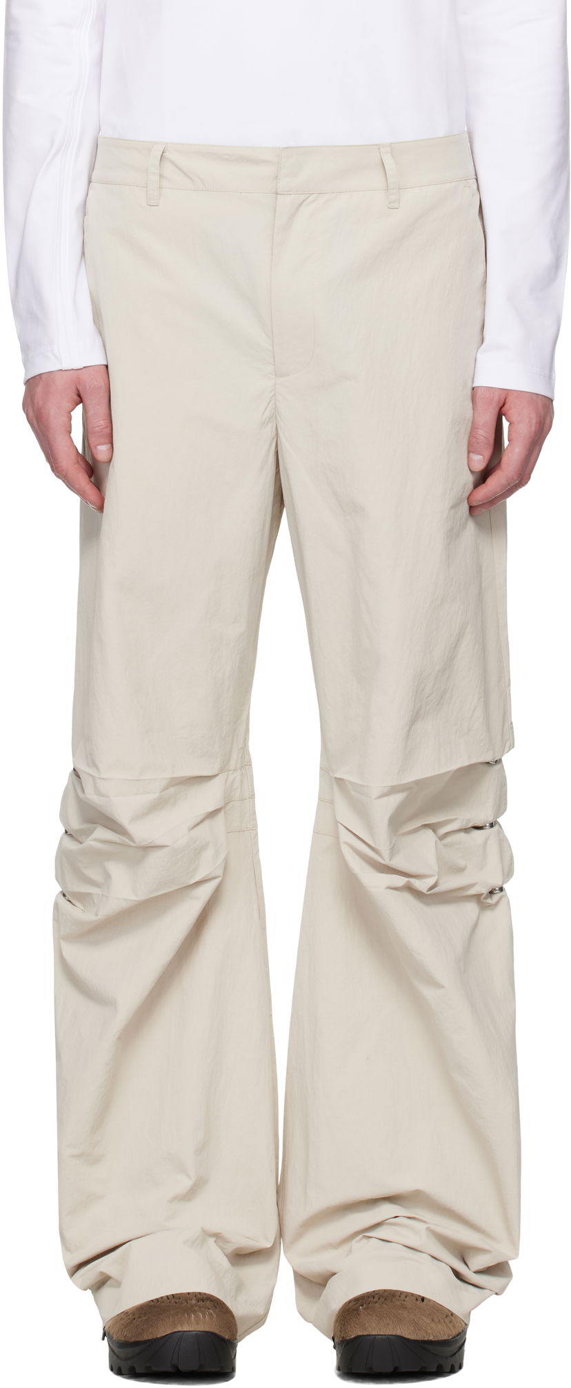 Bukser HELIOT EMIL HELIOT EMIL Ferro Gathered Trousers Beige | SS25_M_10_193_ST18