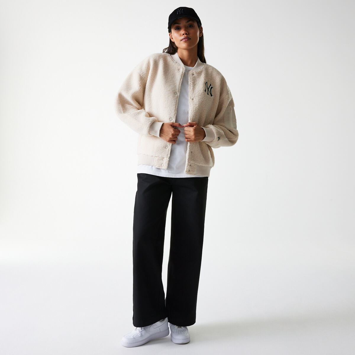 Bomberjakke New Era New Era MLB Sherpa Bomber Jacket NY Yankees Beige | 60684447, 0
