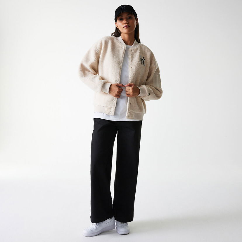 Bomberjakke New Era New Era MLB Sherpa Bomber Jacket NY Yankees Beige | 60684447