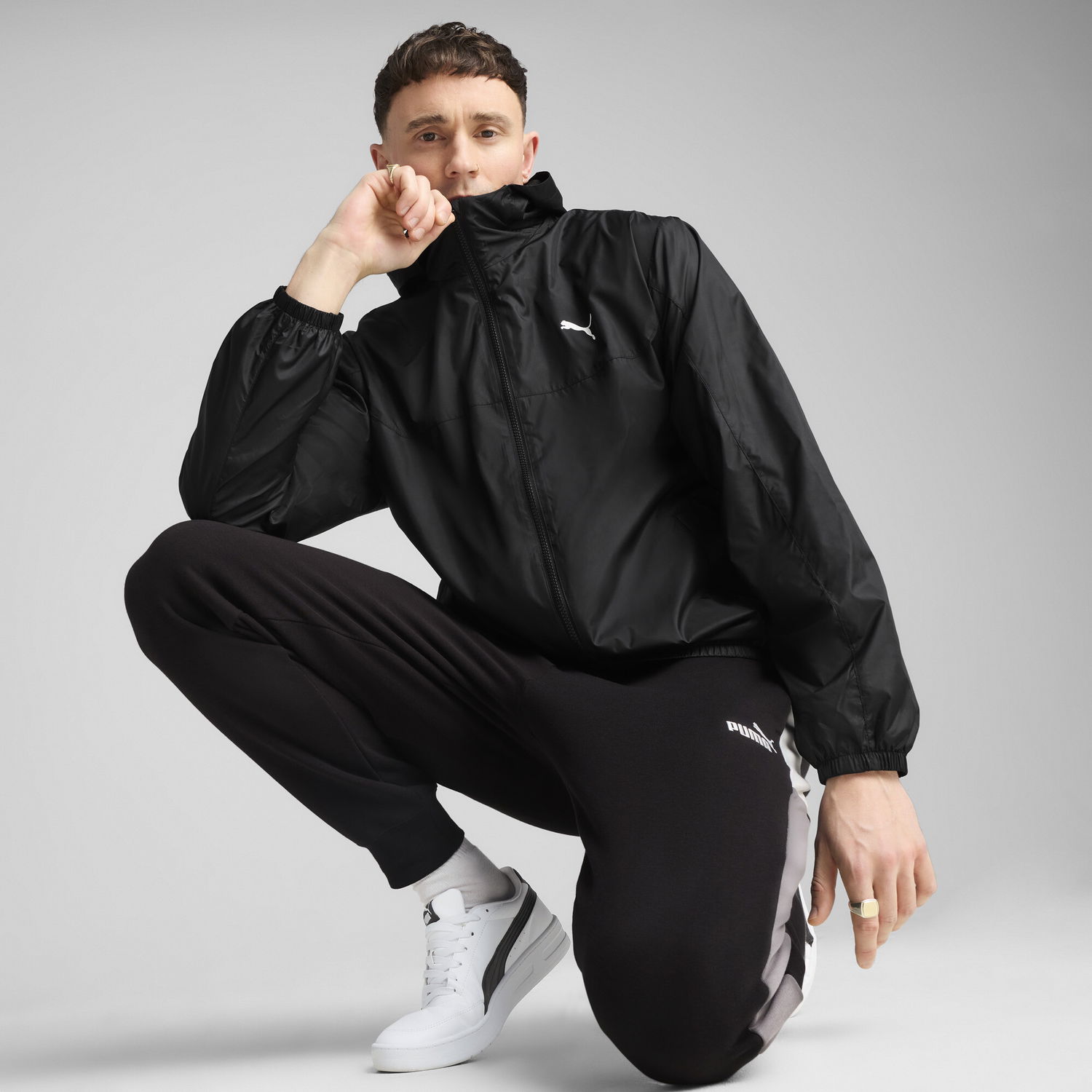 Vindjakke Puma Essentials Regular Windbreaker Sort | 684625_01, 0