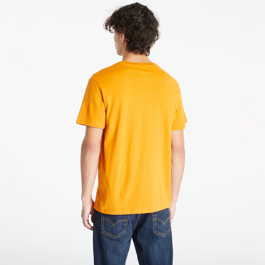 T-shirt Levi's ®Ss Classic Pocket Tee Gul | 19342-0302, 1
