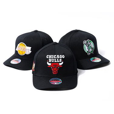 Kasket Mitchell & Ness NBA Top Spot Classic Red Chicago Bulls Black Sort | HHSSINTL1265-CBUBLCK, 2
