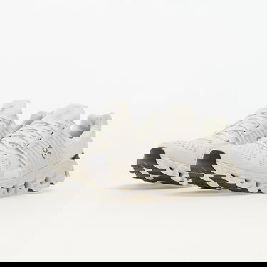 Sneakers og sko On Running Cloudswift PAD W Hvid | 41.98923, 5