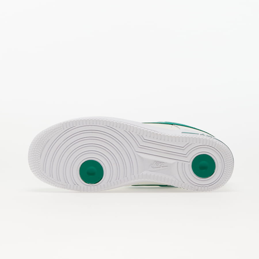 Sneakers og sko Nike Air Force 1 "Malachite" Grøn | DQ7582-101, 1