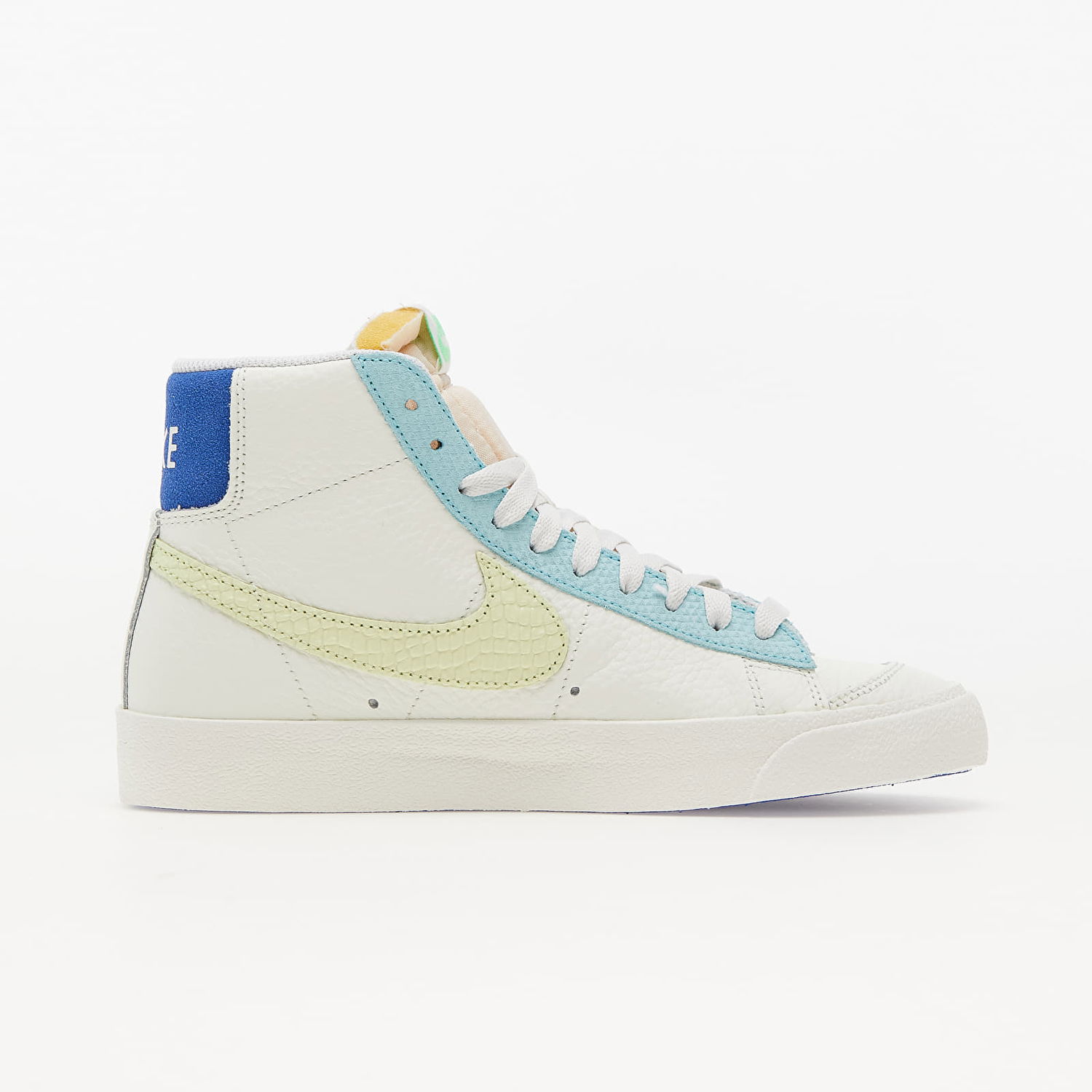 Sneakers og sko Nike Blazer Mid '77 W Hvid | DQ0865-100, 1