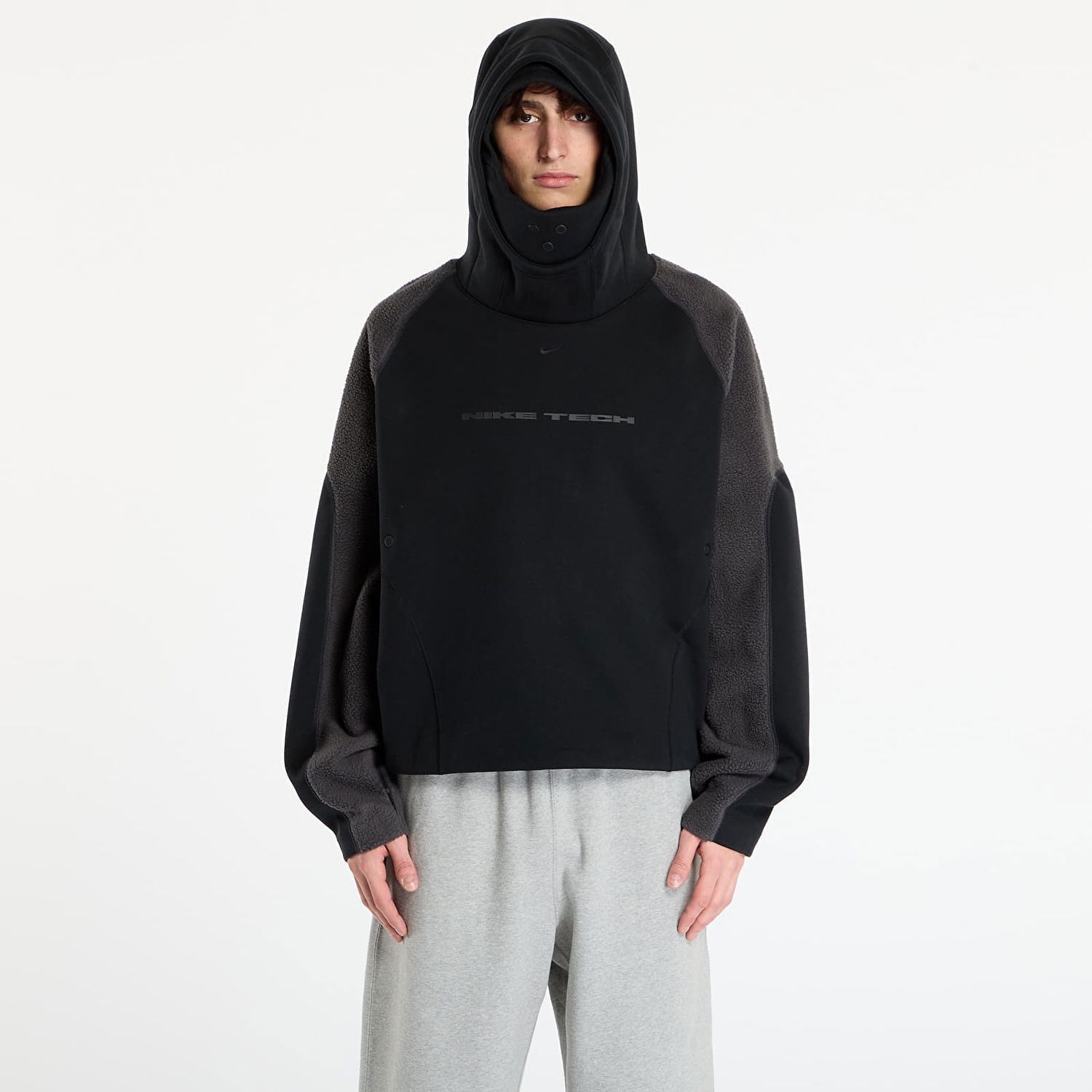 Sweatshirt Nike Tech Boreas Oversized Balaclava Hoodie Sort | IB3363-010, 0