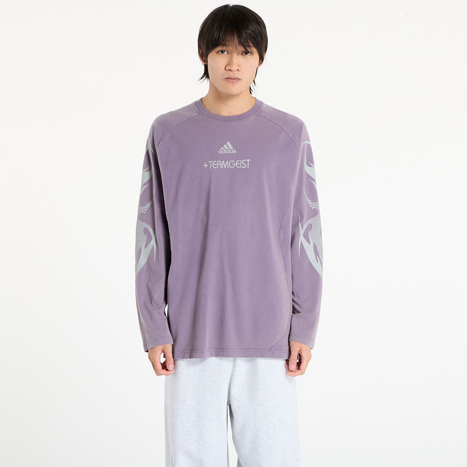T-shirt adidas Originals Adilenium Season 4 Teamgeist Graphic Long Sleeve T-Shirt Lilla | KF8542, 0
