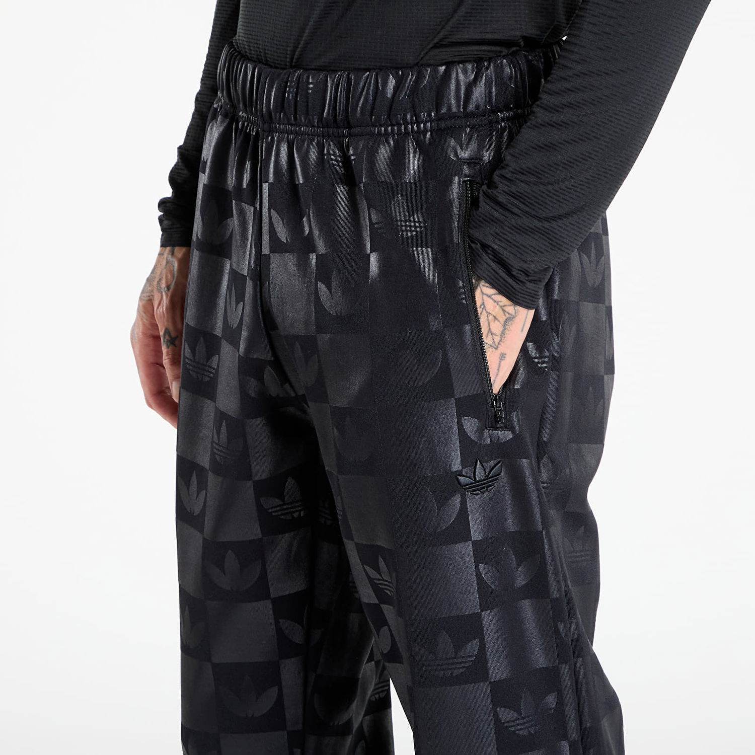 Joggingbukser adidas Originals Monogram All Over Print Regular Track Pants Sort | JY2977, 1
