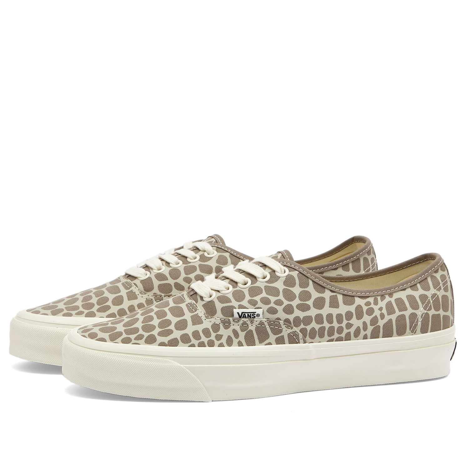 Sneakers og sko Vans Men's Authentic Reissue 44 Sneakers in Lx Canvas Croc, Size UK 10 | END. Clothing Beige | VN000CQAD3V, 0