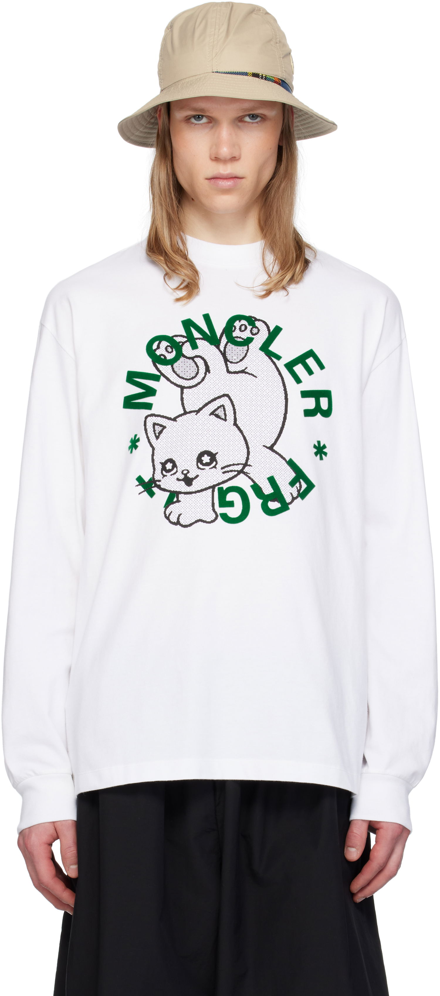 Sweater Moncler Moncler Genius x FRGMT Hiroshi Fujiwara Cartoon Logo Long Sleeve T-Shirt Hvid | K109U8D00001M3265, 0