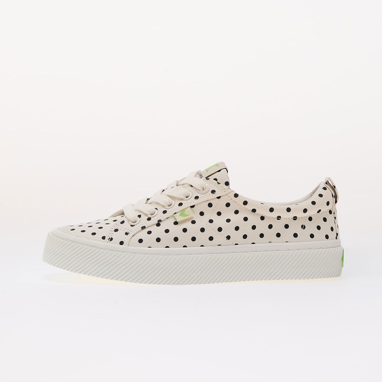 Sneakers og sko Cariuma M Oca Low White Polka Dots Hvid | 100103W15 M, 0