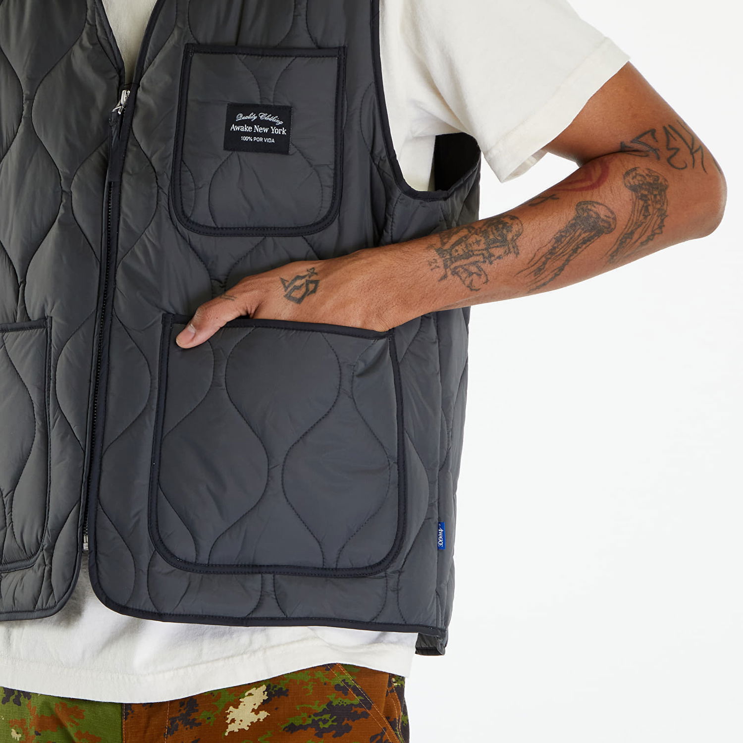 Vest Awake NY Quilted Vest Charcoal Sort | AWK-SP24-OT003-CHA, 1