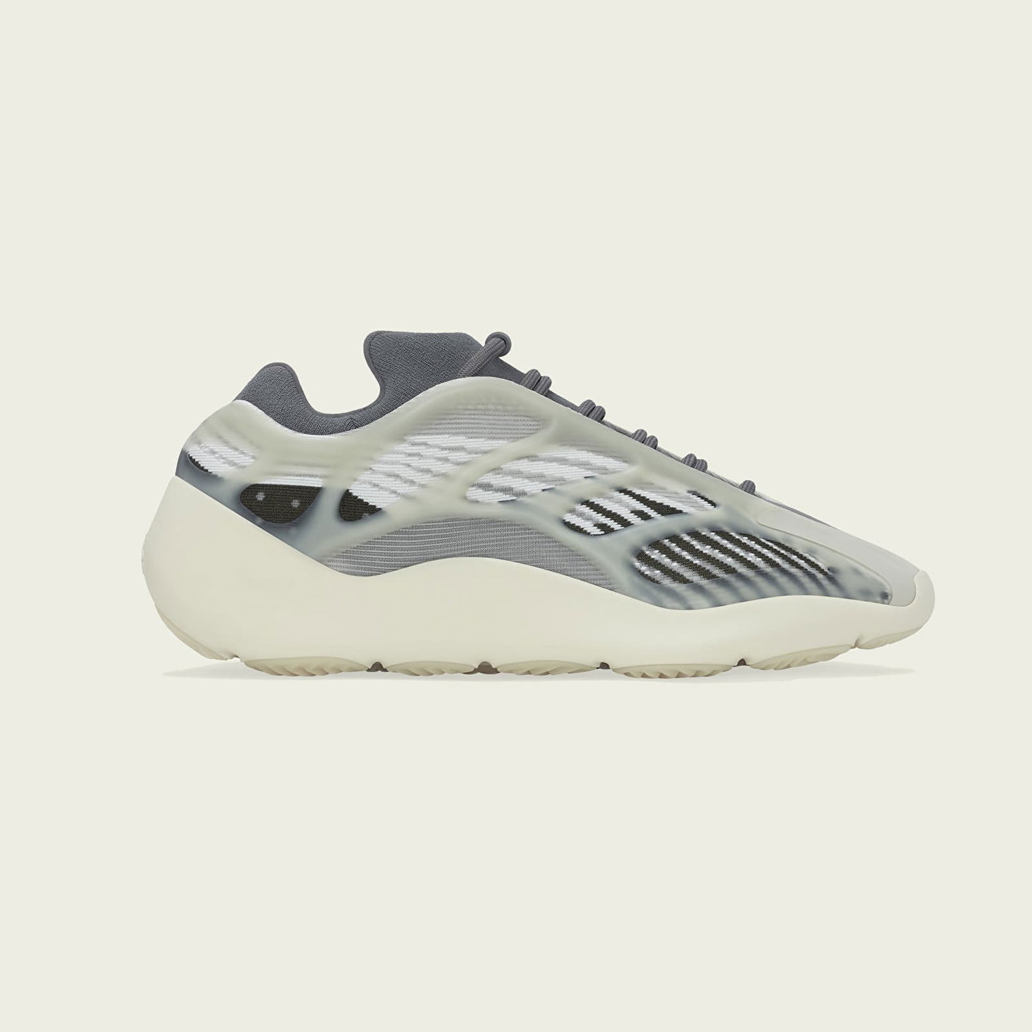 Sneakers og sko adidas Yeezy 700 V3 Grå | ID1674, 1