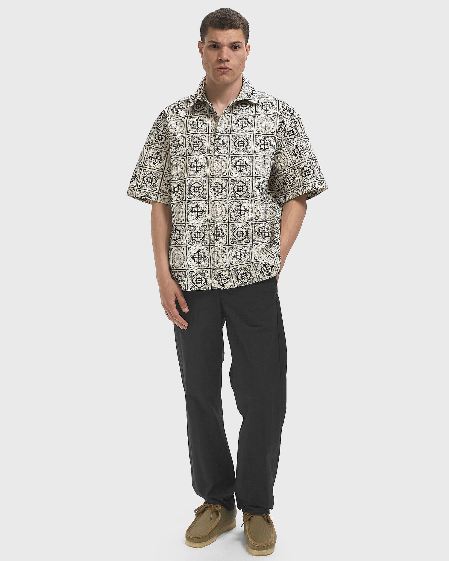 Skjorte Les Deux Larry AOE Tile Short Sleeve Shirt Beige | 1000111-215, 1