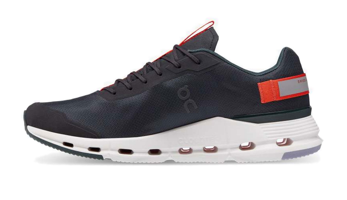 Sneakers og sko On Running Cloudnova Form Sort | 26.98484, 0