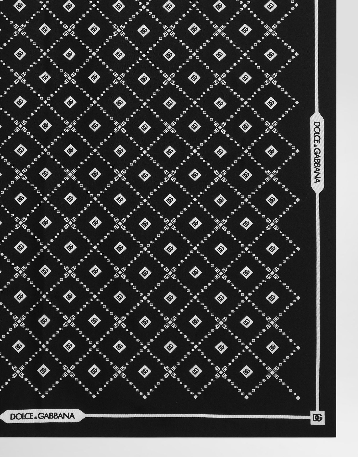 Tørklæde Dolce & Gabbana Dolce & Gabbana Silk Twill Scarf with Micro-Logo Print Sort | GQ348EG0WUUHH8TA, 1