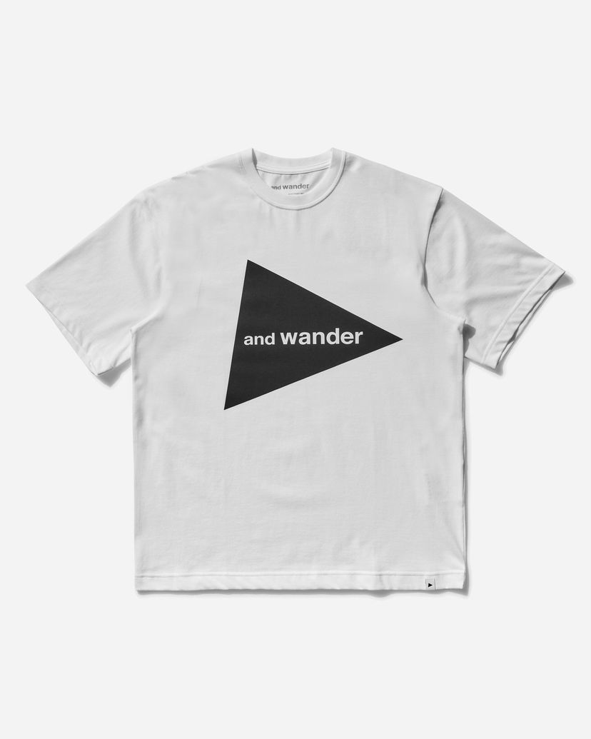 T-shirt and wander Big Logo T-Shirt Hvid | 5745184095 030