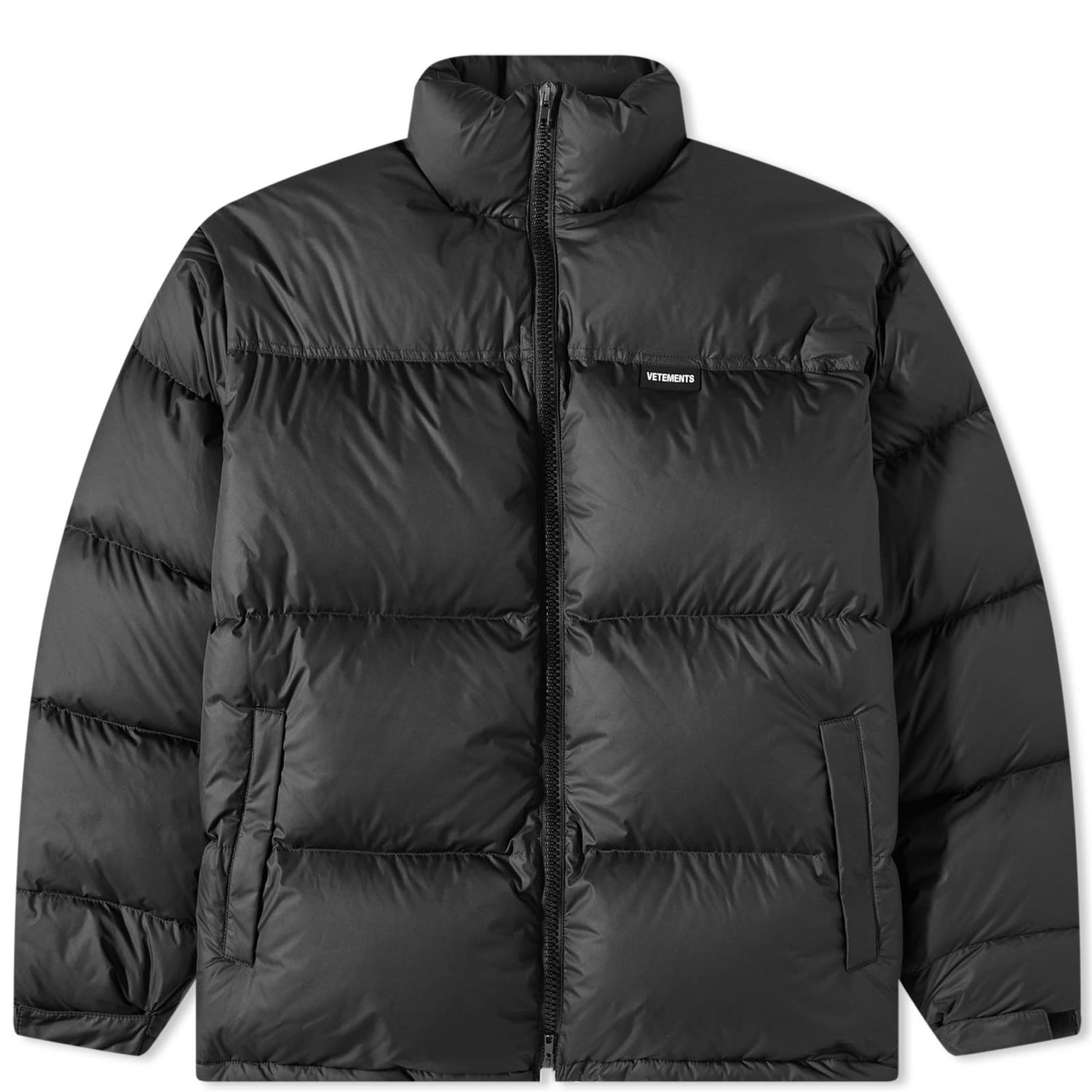 Puffer jakke VETEMENTS Logo Puffer Jacket Black Sort | UE54JA660B, 0