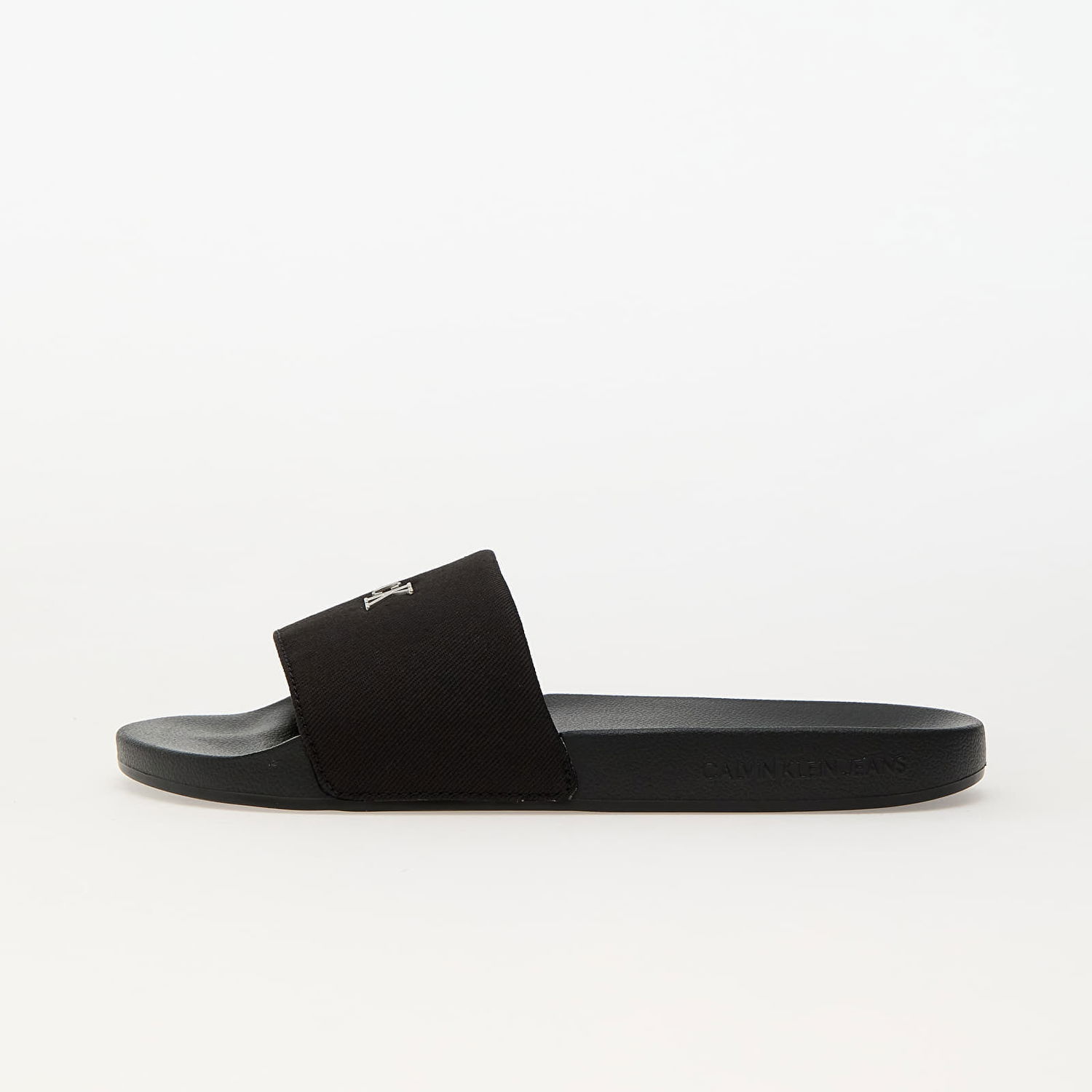 Sneakers og sko CALVIN KLEIN Jeans Slide Monogram Hardw Black Sort | YW0YW01713 0GJ, 0