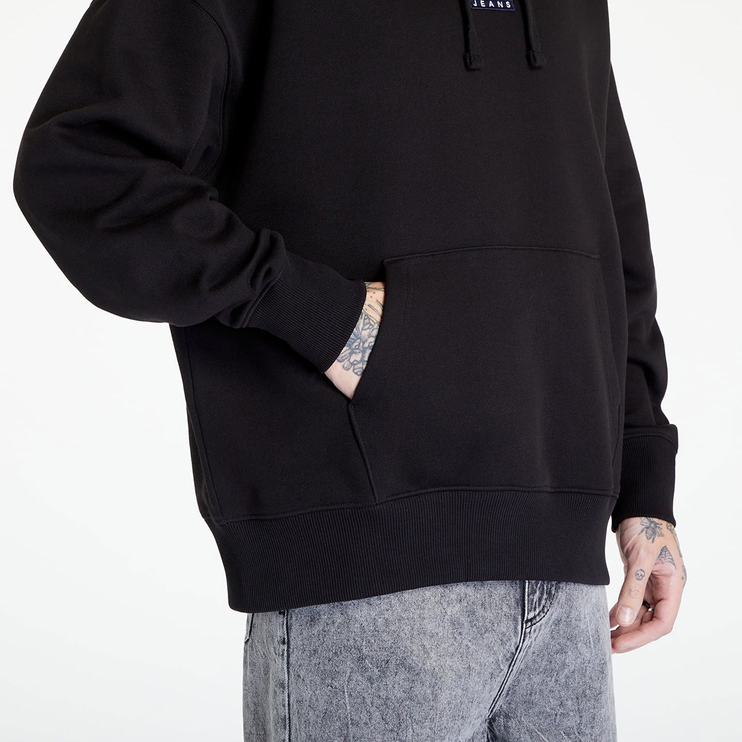 Sweatshirt Tommy Hilfiger Badge Hoodie Sort | DM0DM10904 BDS, 1