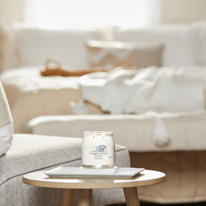 Stearinlys Yankee Candle Signature Medium Jar Candle Soft Blanket Hvid | 40795, 1