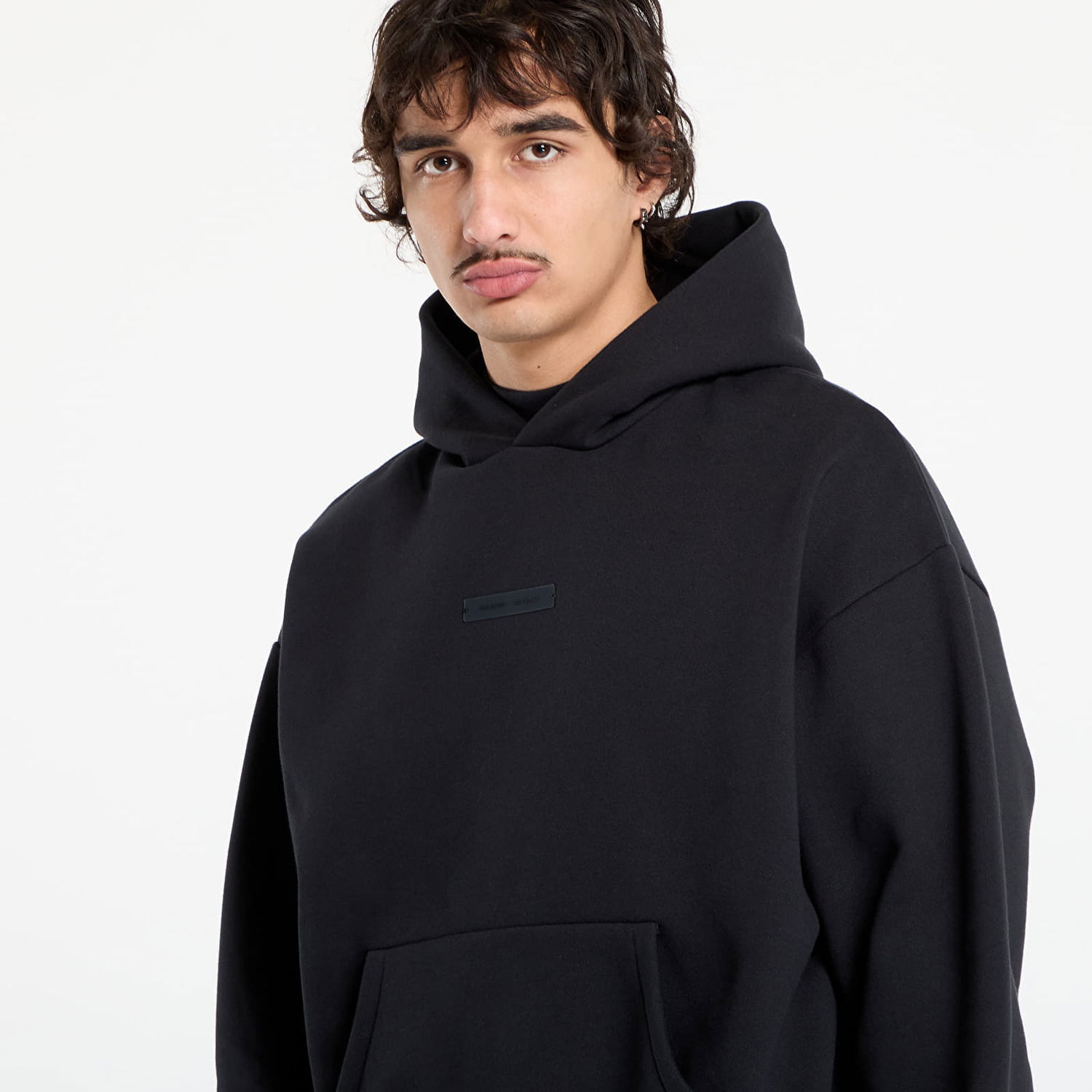Sweatshirt Fear of God Fear of God Essentials Classic Hoodie Sort | 192SP252050F-861, 1