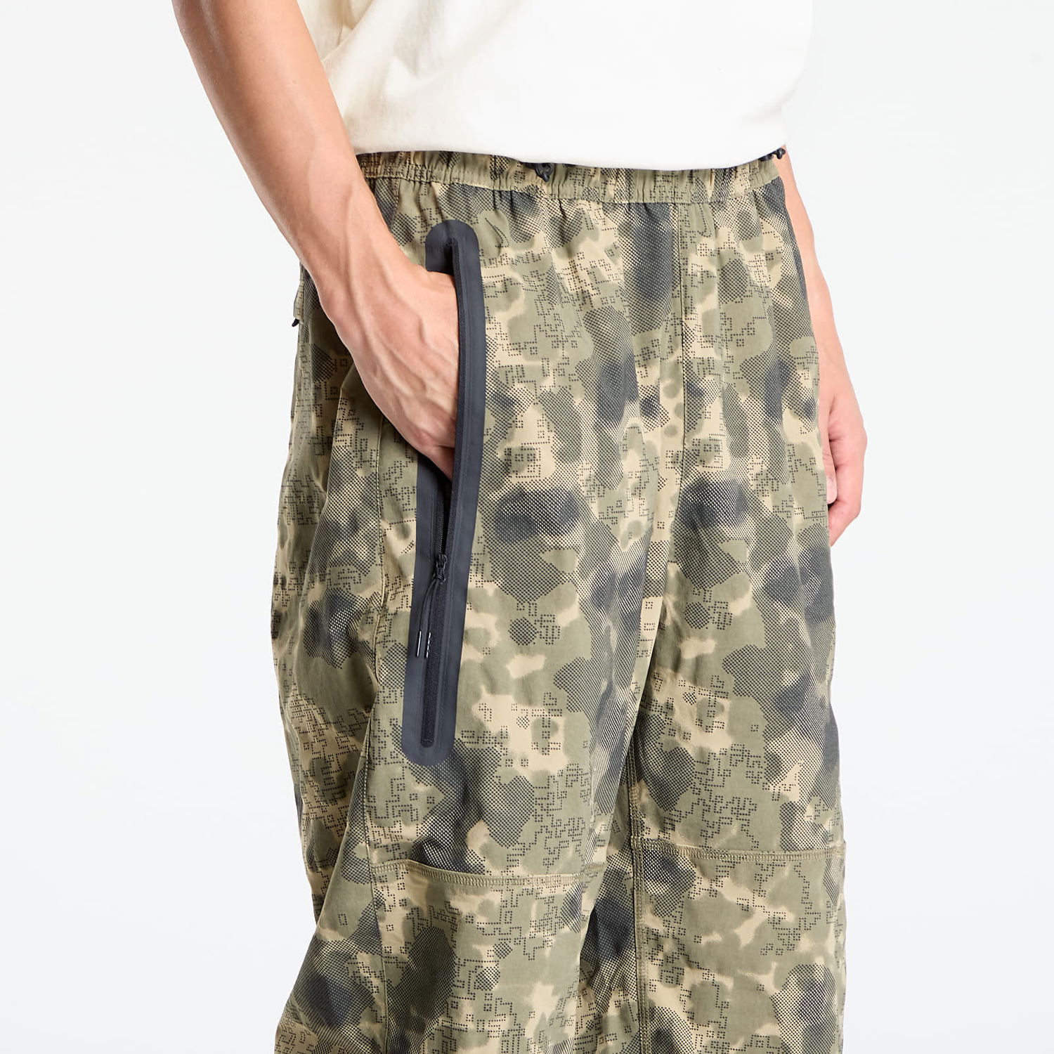 Bukser Nike Tech Dri-FIT Woven Camo Loose-Fit Pants Grøn | HV0972-210, 1