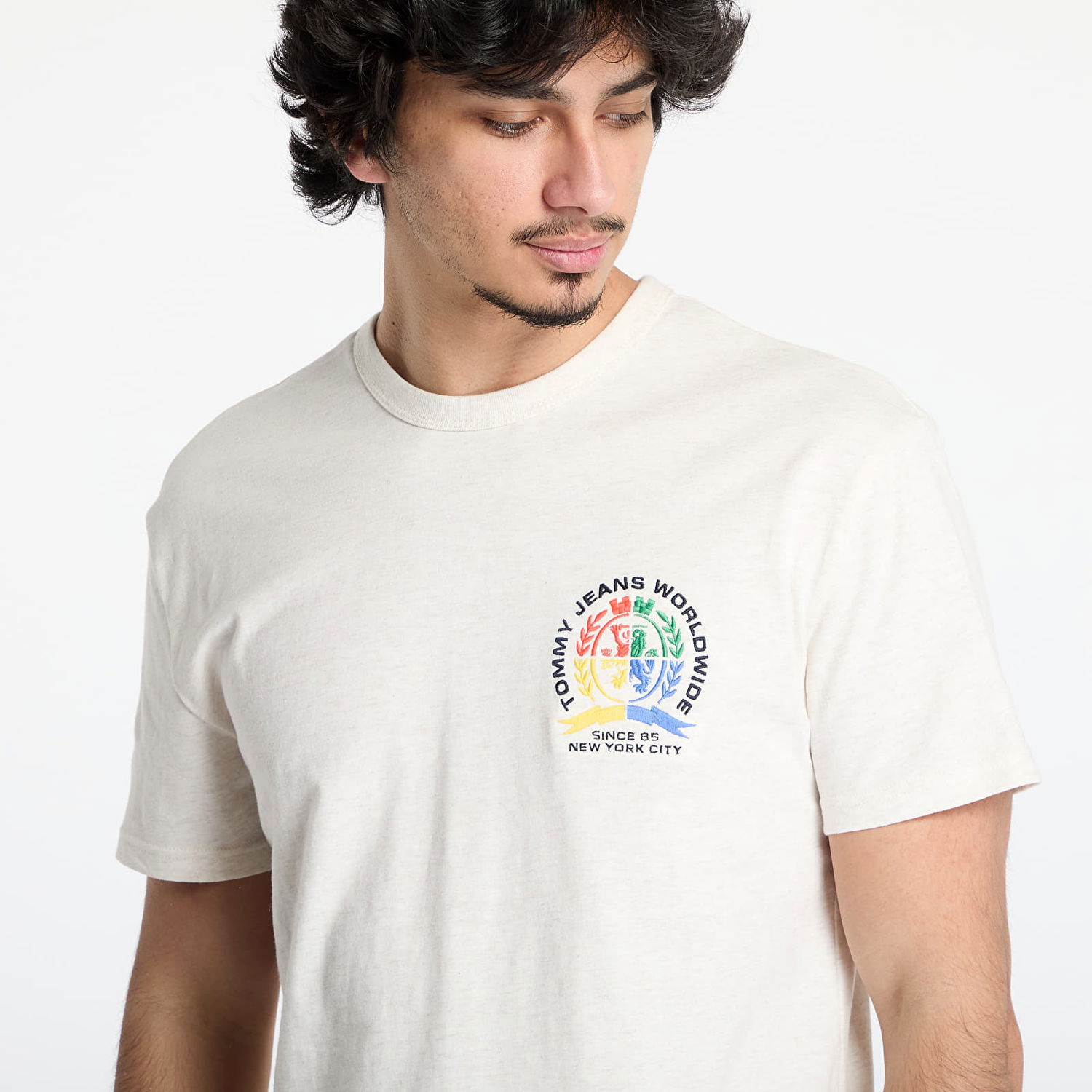 T-shirt Tommy Hilfiger Tommy Jeans Regular Pop Crest Tee Beige | DM0DM20809 AE3, 1