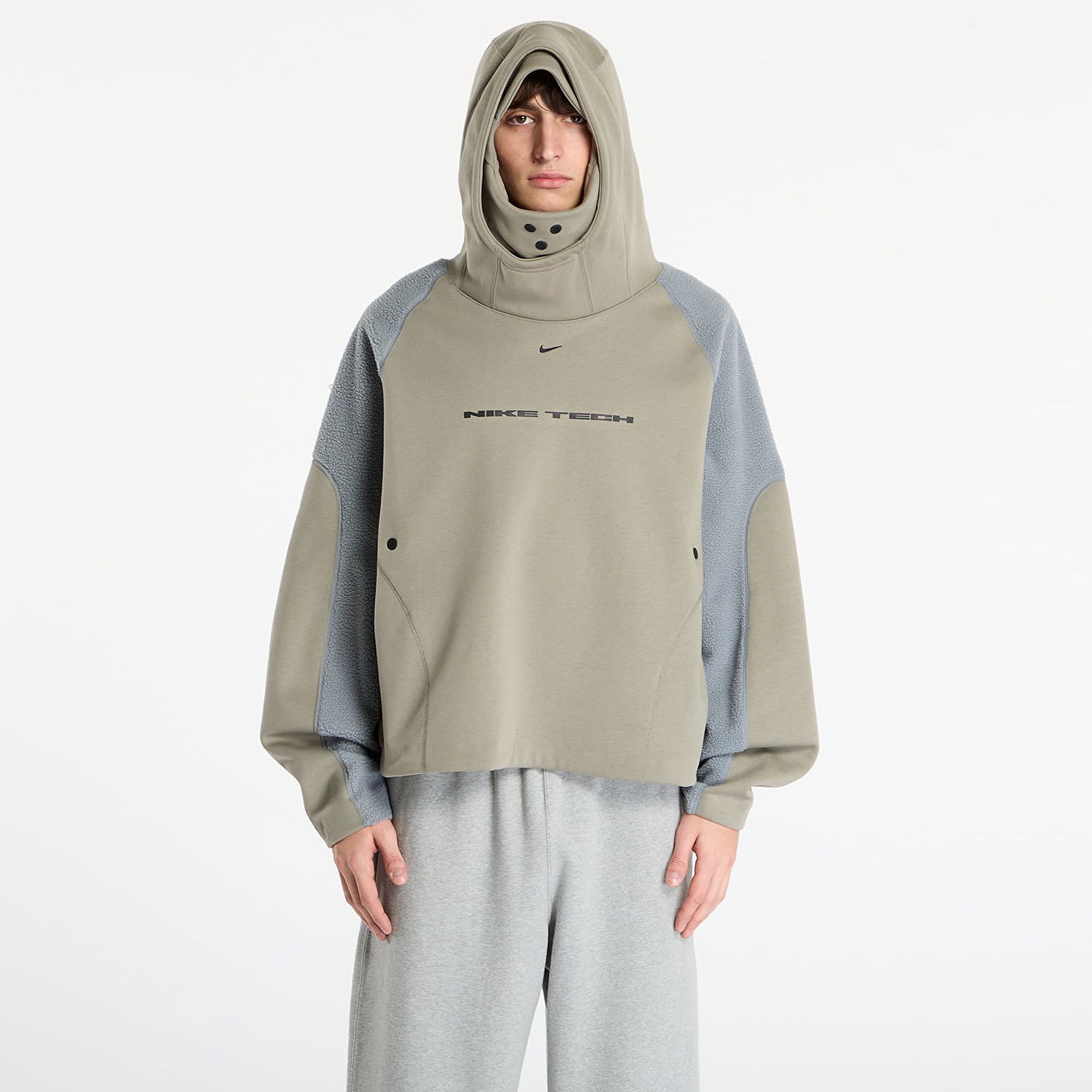 Sweatshirt Nike Tech Boreas Oversized Hoodie with Balaclava Hood and Textured Panels Grøn | IB3363-320, 0