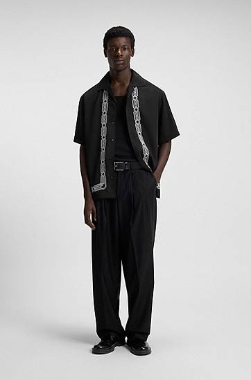 Skjorte BOSS Short-sleeve oversized-fit shirt with embroidered pattern Sort | 50549755, 1