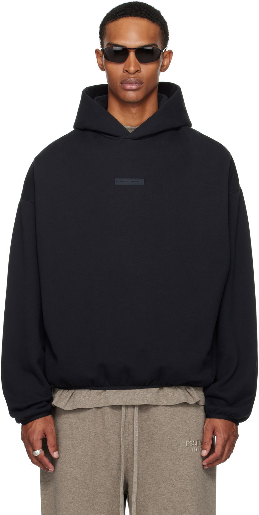 Sweatshirt Fear of God Fear of God ESSENTIALS Modern Fit Fleece Hoodie Sort | 192SP256510F