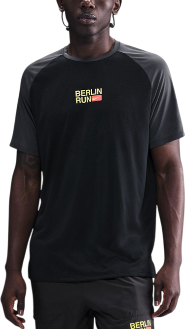 T-shirt Nike Nike Stride Berlin Marathon T-Shirt Sort | ih4069-010, 0
