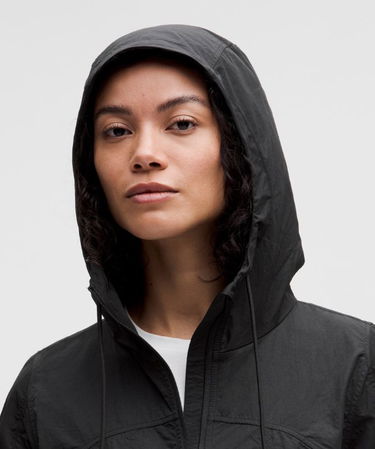 Vindjakke lululemon lululemon Water-Repellent Hooded Jacket with Drawcord Sort | prod11860005, 3