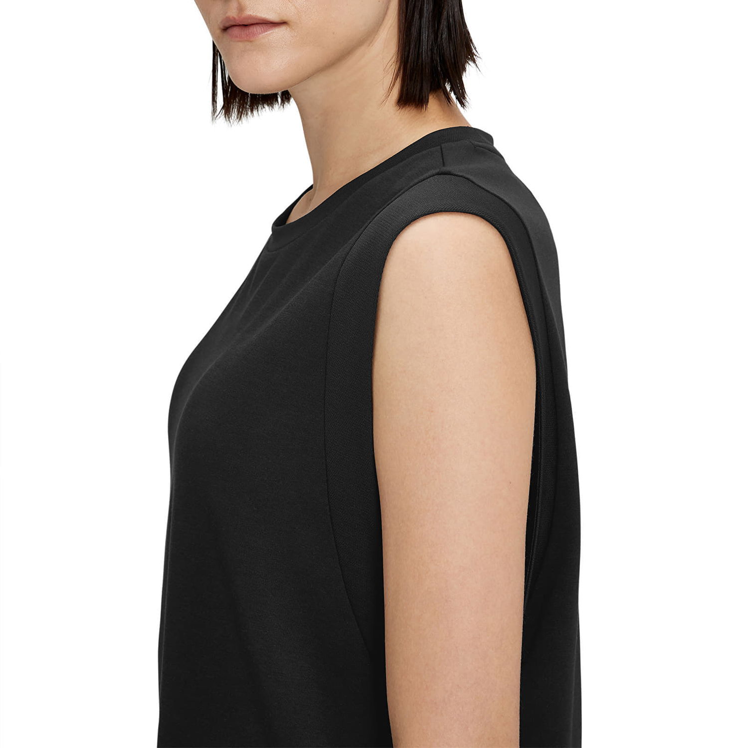 Tanktop On Running Focus Crop Black Sort | 1WE11850553, 1