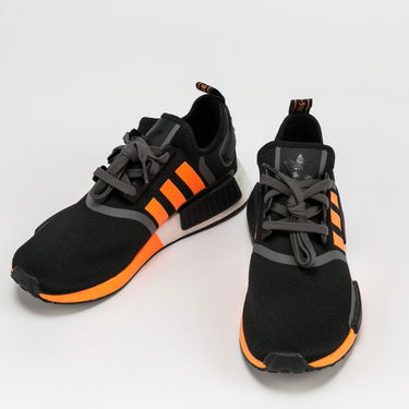Sneakers og sko adidas Originals NMD_R1 Sort | G55575, 2