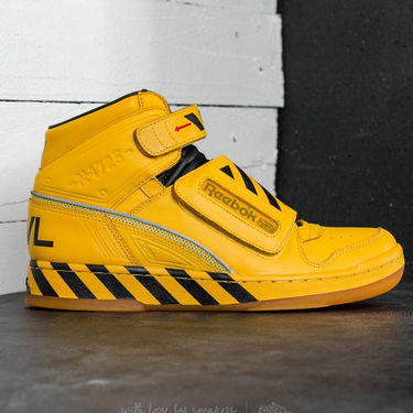 Sneakers og sko Reebok Alien Stomper "Final Battle" Pack Black and Yellow Flerfarvet | CN2182, BS8882, 5